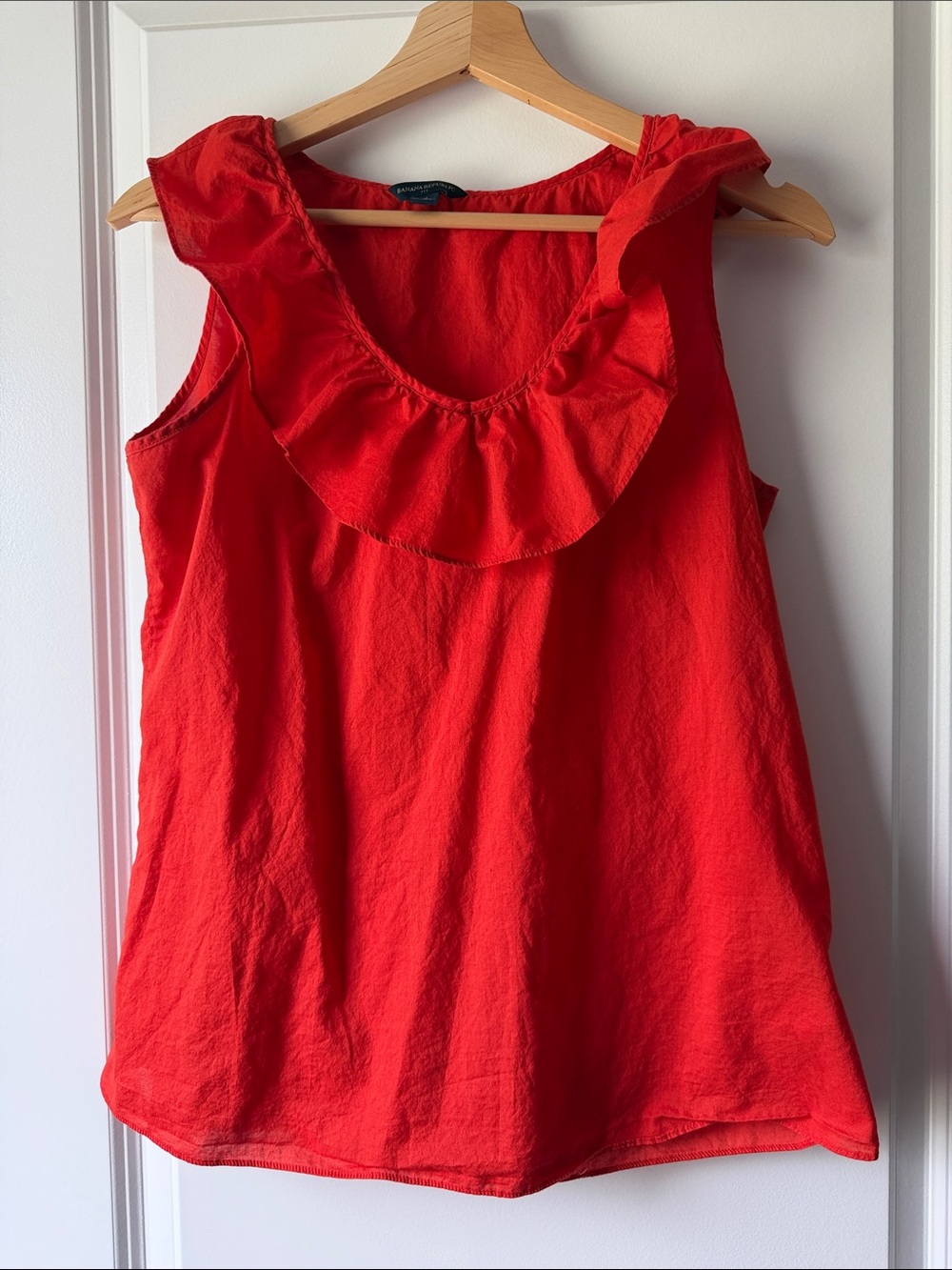Banana Republic Orange/Red Ruffle Scoop Neck Tank